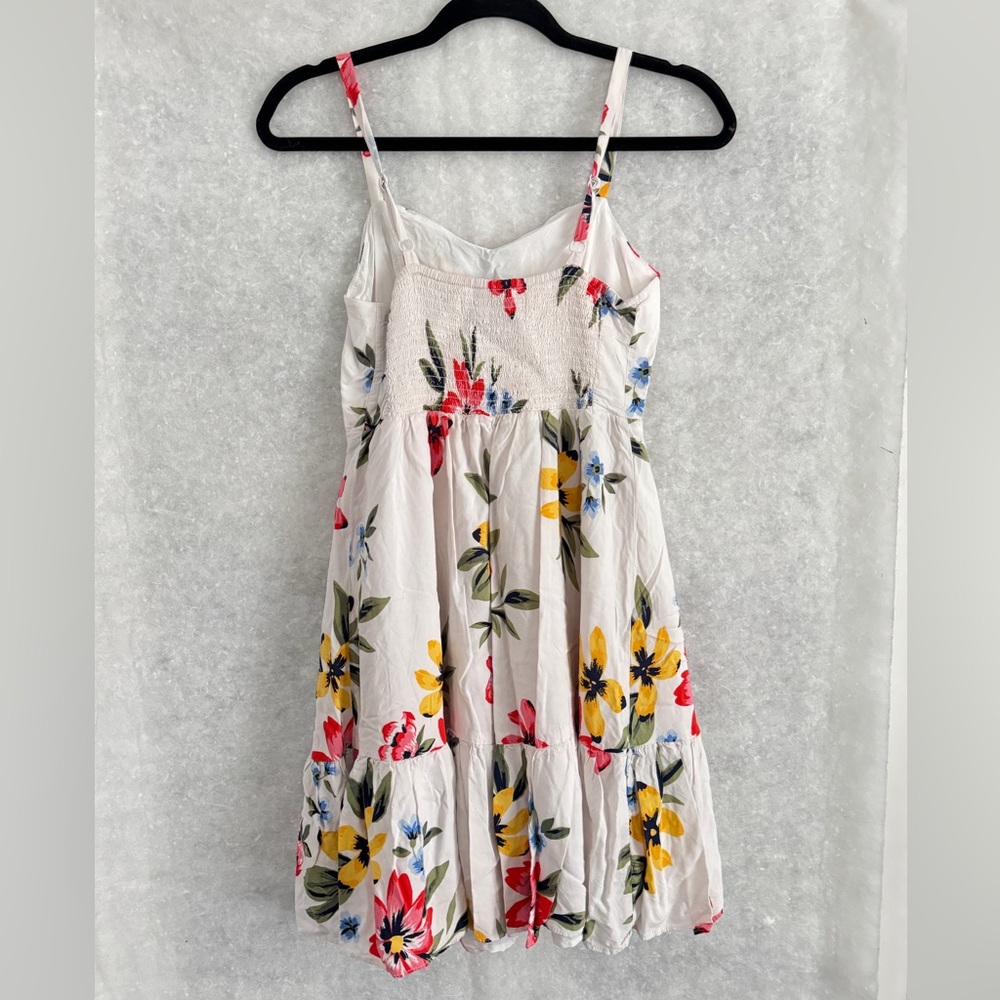 Floral Sundress with Ruffle Hem - Picture 3 of 7
